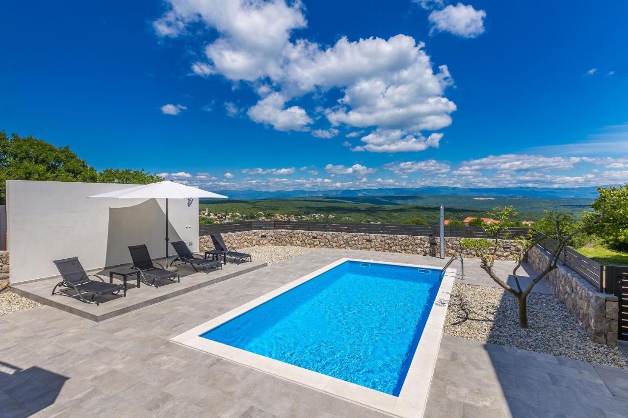 Holiday House San Michele Vrh  Buitenkant foto